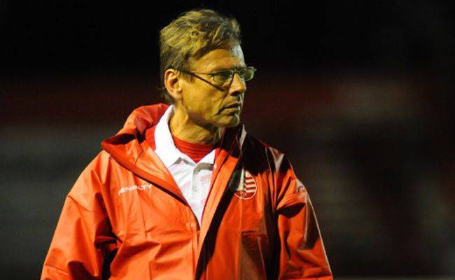 Waldemar Lemos é irmão do técnico Oswaldo de Oliveira (Foto: André Ney / Folha PE)