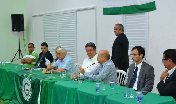 Dirigente foi eleito para um mandato até junho de 2015