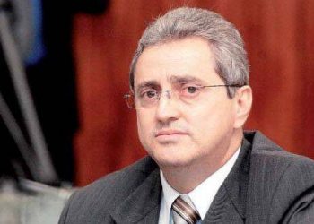 “A gente se decepciona. A oposição não defende a oposição", declarou Ozair José / Foto: Carlos Henrique