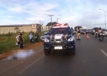 Segundo a PRF, o ciclista sofreu apenas pequenas escoriações
