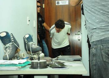 Homem foi preso após denúncia de uma aluna
