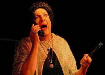 Teatro apresenta peça em comemoração aos seus três anos