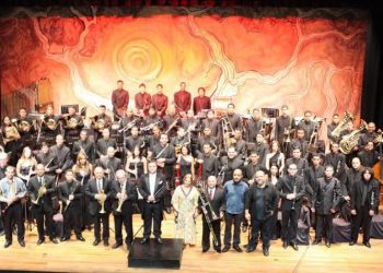 Uma das propostas da Orquestra é promover a articulação entre prática artística e vivência pedagógica
