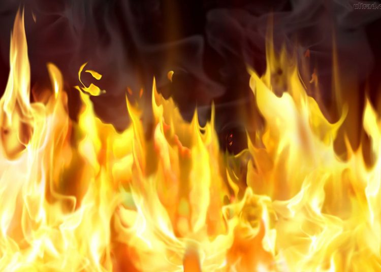 Vítima teve queimaduras de 1º e 2º graus na barriga, braço, couro cabeludo e face