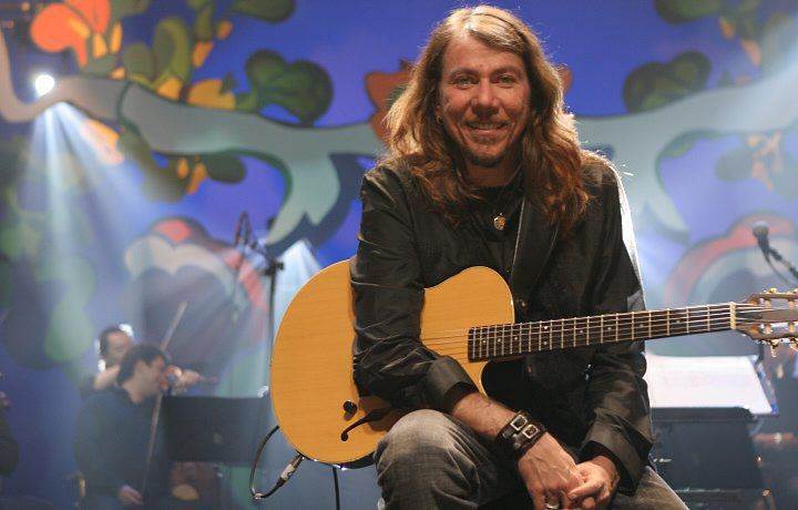 Lenine marca presença no Festival Gastronômico da Cidade de Goiás