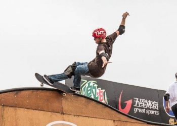 Rony Gomes durante a competição do Vertical em 2013 (Foto: Felipe Puerto)
