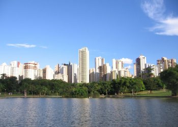 Dias de chuva constante dão trégua em Goiânia