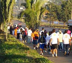 Muitos fazem questão de participar todo ano para agradecer