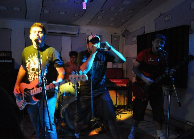 A banda Vero HC é uma das atrações do evento