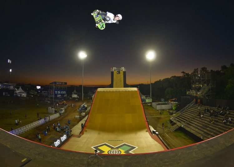 Bob Burnquist pegou o segundo lugar no pódio