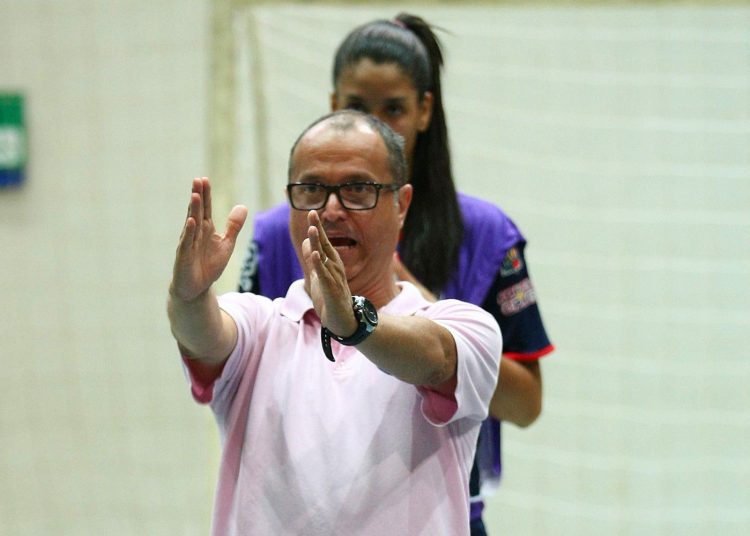 Jorge Castilho, técnico da Força Atlética (Foto: Randes Nunes)