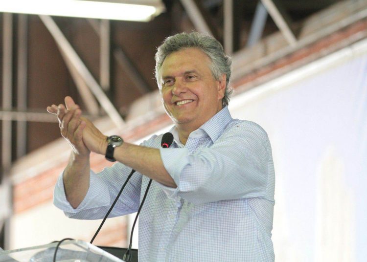 Ronaldo Caiado está 26 pontos porcentuais à frente da segunda colocado ao Senado