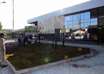 A estrutura física do ambulatório é de 3.021 metros quadrados
