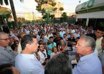 Marconi Perillo recebe apoio de aliados de Vanderlan Cardoso.