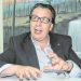 "Se a prefeitura não dá conta, eu proponho ajudar. É preciso unir esforços para o bem da comunidade do Jardim América. O que não pode é essa morosidade no processo"