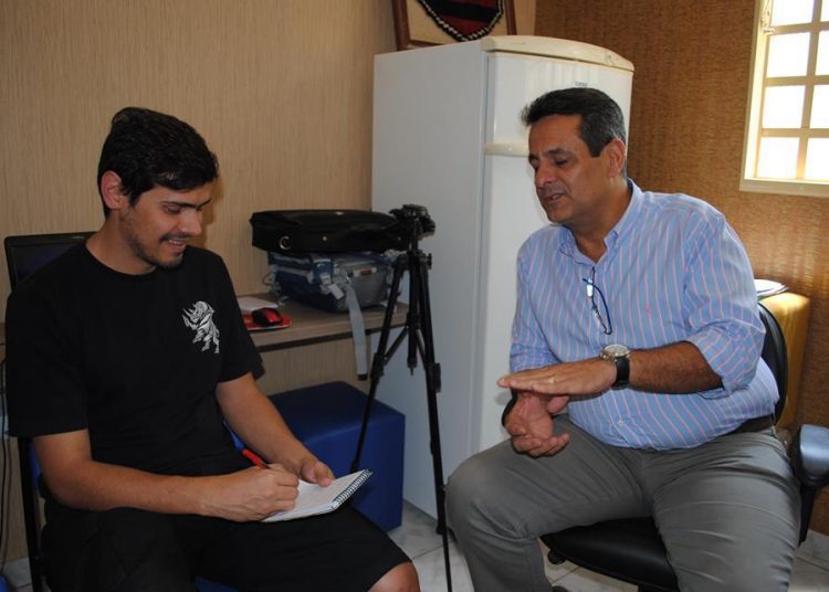 “Mesmo que não se candidate mais, sempre será o maior conselheiro do partido. Sempre será militante”, afirmou Denício sobre Iris