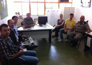 Os comerciantes Israel Assis e Ana Paula Oliveira foram à reunião e puderam ver o que já foi e o que será feito pela polícia como medidas preventivas para combater o crime na avenida