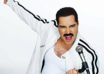 Após uma visita técnica, os produtores acharam melhor mudar devido a uma melhor acomodação e adaptação que o teatro proporciona ao público e ao show