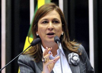 Kátia Abreu assumirá
