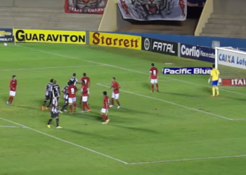 No escanteio, Diego Jussani marcou o segundo gol do time potiguar