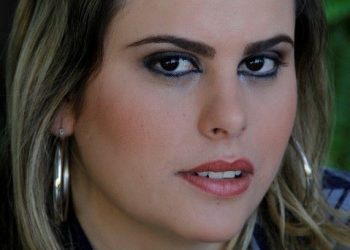 Ana Cláudia se dedica à música desde os 9 anos