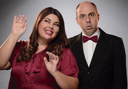 Coisas inusitadas acontecem quando a personagem de Fabiana invade um bar