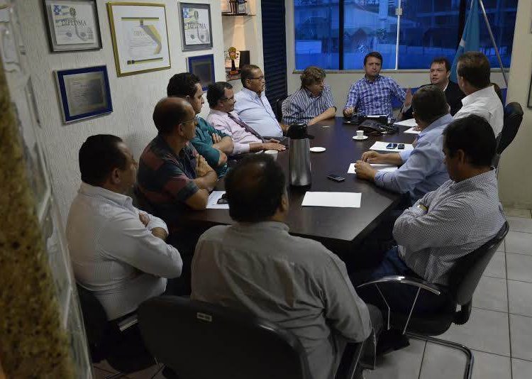 Durante a reunião de trabalho, as autoridades definiram como os órgãos públicos atuarão de forma conjunta durante o final de semana