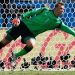 Neuer venceu ano passado e concorre mais uma vez