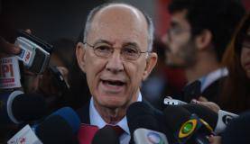 Rui Falcão ressaltou que petistas comprovadamente envolvidos em ilícitos da Petrobras serão expulsos da legenda (Foto:   José  Cruz/Agência  Brasil)