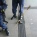 PM teve o pé atingido por flecha durante o protesto (Foto: PMDF/Divulgação)