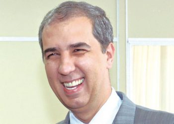 Eliton é o titular da Secretaria de Desenvolvimento Econômico, Científico, Tecnológico e de Agricultura, Pecuária e Irrigação