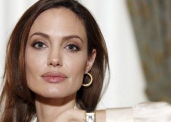 Produtor chamou Angelina de criança mimada sem talento