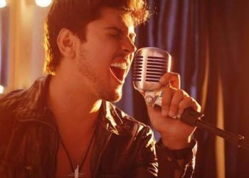 Edu Moraes tem influências do rock e pop rock
