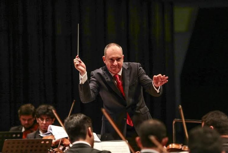 Sob batuta do maestro britânico Neil Thomson, a Filarmônica vai executar um setlist que percorre o melhor da obra de John Williams