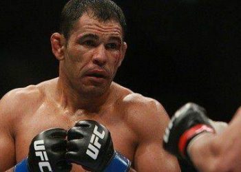 Minotauro, que ainda se recupera de uma lesão no joelho direito, espera poder lutar em maio