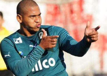 O presidente Sérgio Rassi já conversa com Walter para tentar um acerto