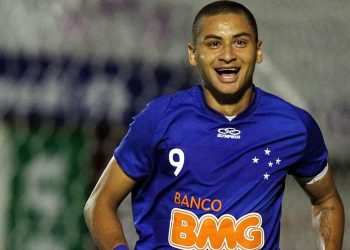 Wellington Paulista quando vestia a camisa do Cruzeiro