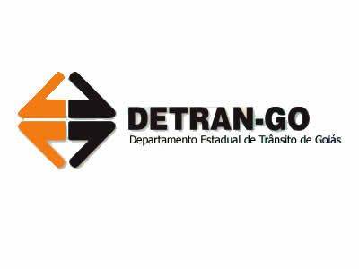 Detran segue rotina de filas e caos