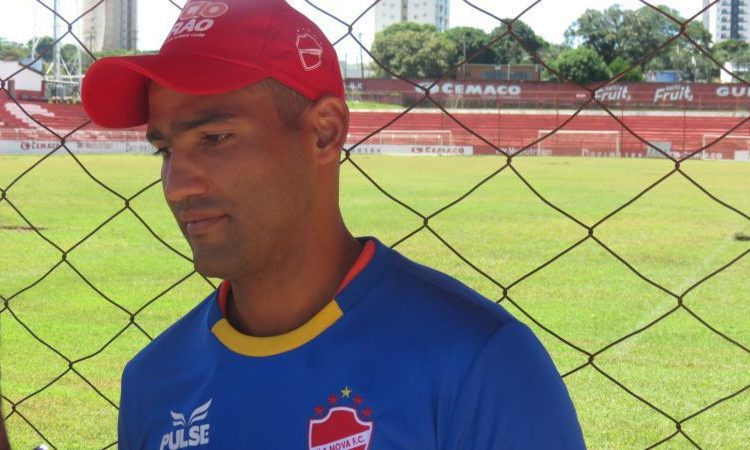 Segundo Edson, seu objetivo é contribuir para reconstruir a história do time (Foto: Vinícius Tondolo / Portal 730)