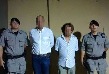 O foragido foi levado à Delegacia de Capturas de Goiânia (Decap) e o outro ao 20º DP, onde foi indiciado por porte ilegal de arma de fogo