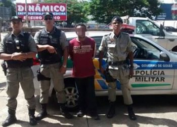 A abordagem foi realizada pelos sargentos Barreto e Ironi e pelos soldados Fonseca e Dantas, na quinta-feira