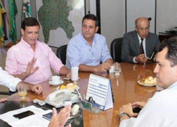Paulo diz que imprensa inventou briga entre PT e PMDB