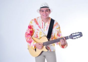 Rodrigo Araújo lidera o projeto Forró do Fole