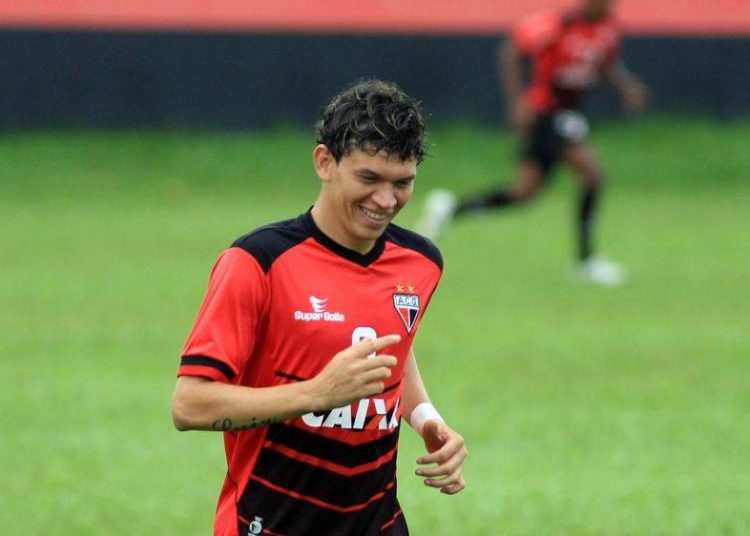 Júnior Viçosa,que era a referência rubro-negra,  deixou o Dragão