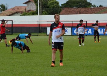 Jogadores atleticanos treinam forte para duelo contra Aparecidense (Foto: Site Atlético)