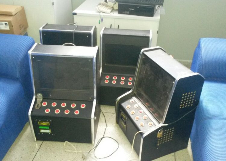 Máquinas apreendidas pela polícia (Foto: Divulgação)
