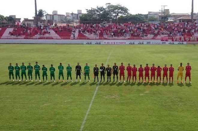 No domingo o Vila derrotou o Zalgiris por 2 a 1 (Foto: Portal 730)