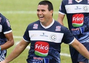 Atacante Nonato é o artilheiro do Goianão com seis gols