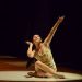 Com direção artística e coreografia de Cristiane Santos o trabalho é influenciado pela poesia de Fernando Pessoa, além das reflexões da psicoterapeuta Suely Rolnik