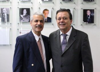 Prefeito de Crixás ao lado do deputado Jovair Arantes (PTB)